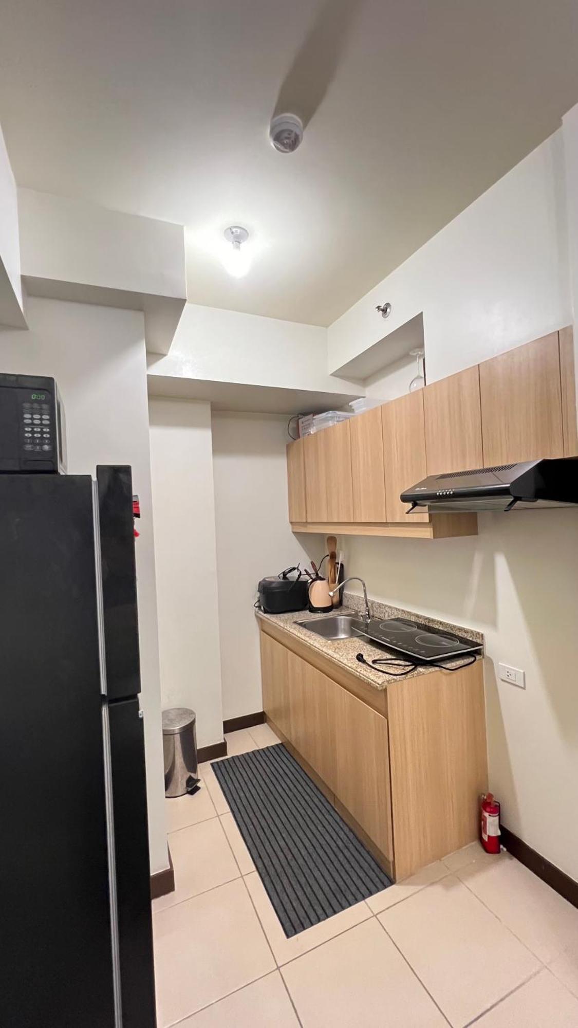 Brixton Place, Weston Tower Manila Eksteriør bilde